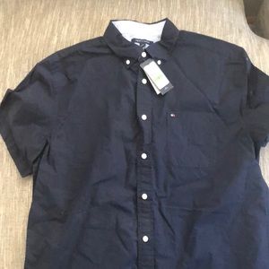 NWT Tommy Hilfiger Men’s Short sleeve dress shirt
